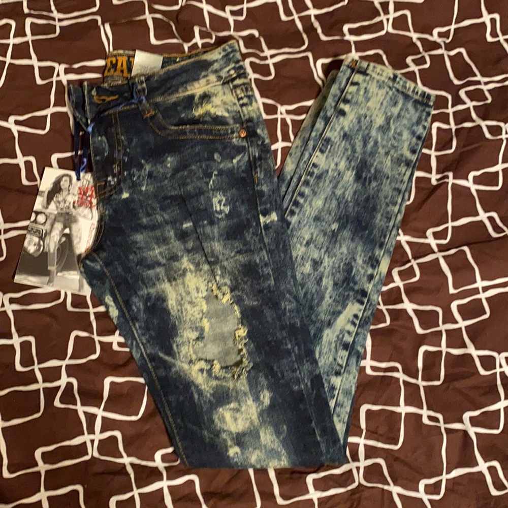 Dark Wash Distressed Skinny Jeans